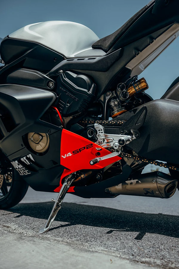 DUCATI PANIGALE V4SP2 — photograph 10